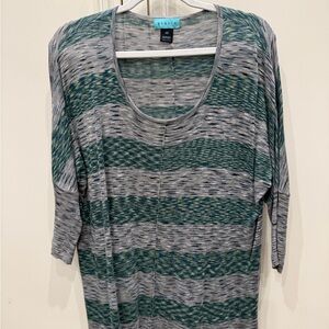 Green and Gray Women's Tunic Top